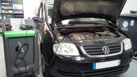 Recharge clim sur un Volkswagen Touran