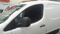 Changement vitre sur un Citroën Berlingo